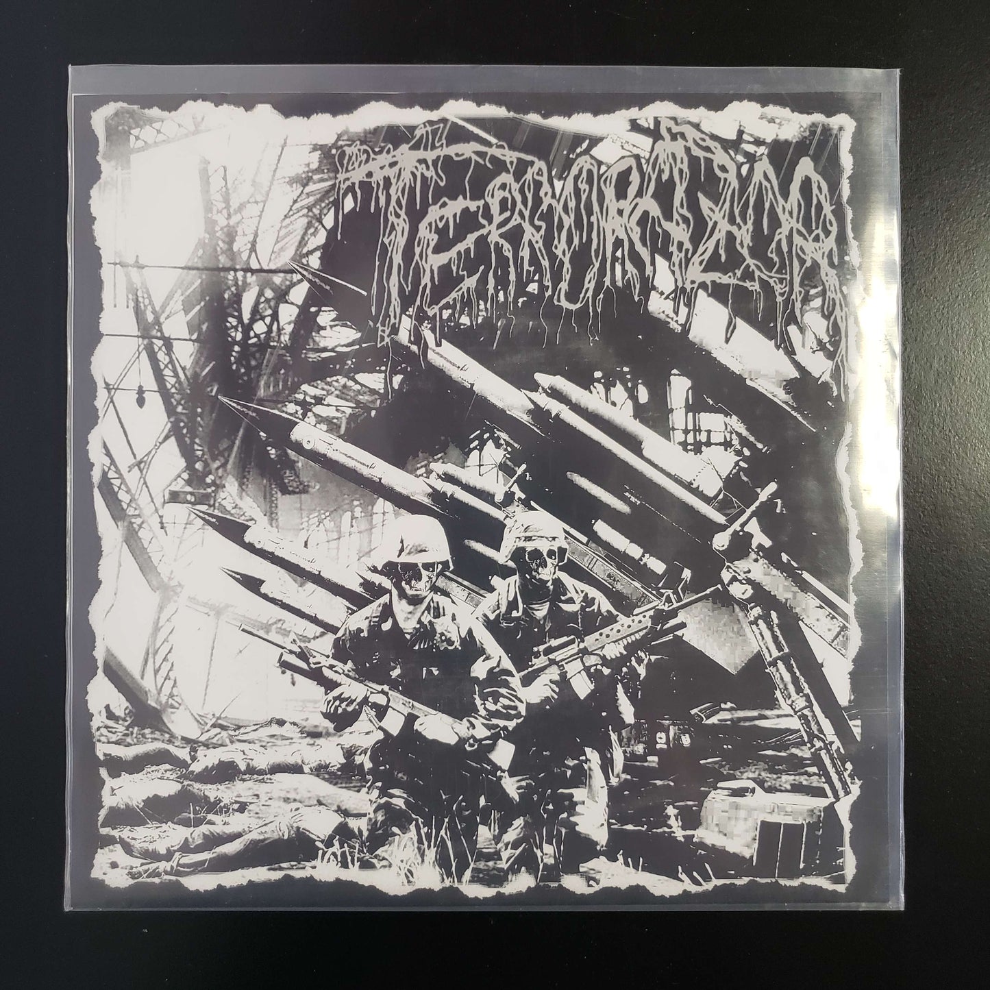 Carnivore Mind / Terrorazor - Uncontrollable Urge for Dirt and Putrefaction 7" EP (used)