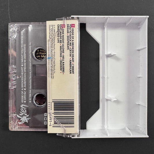 Vixen - Vixen original cassette tape (used)