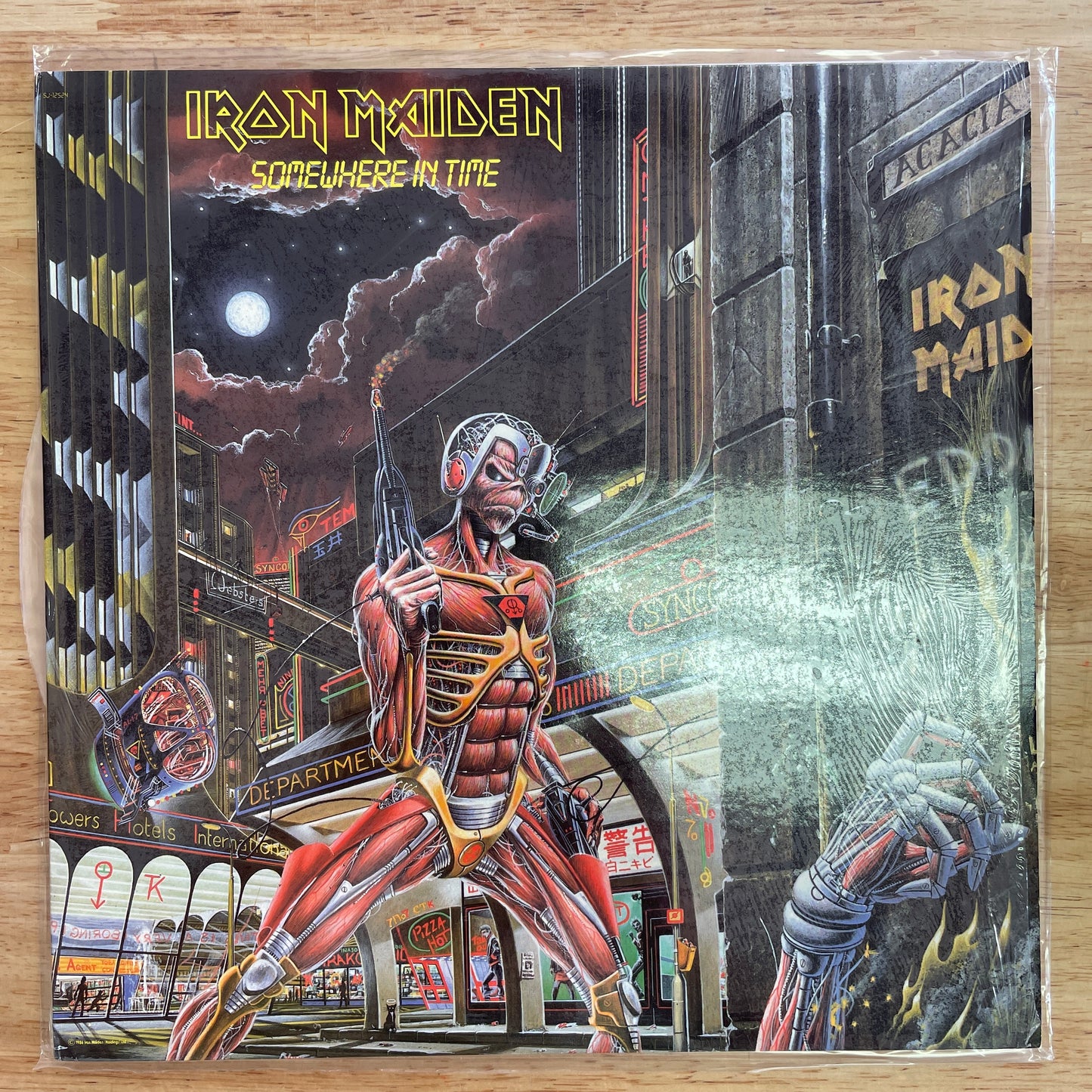 Iron Maiden - Somewhere in Time original LP (used)