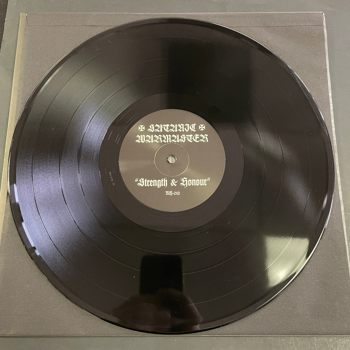 Satanic Warmaster – Strength & Honour double LP (used)