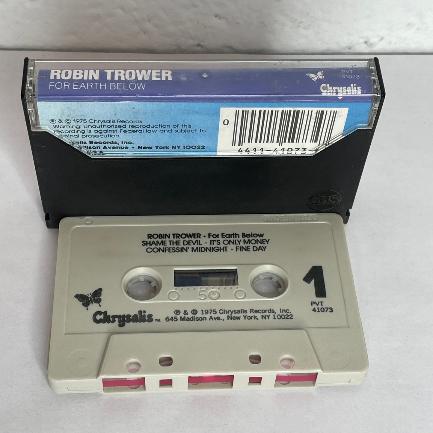 Robin Trower - For Earth Below original cassette tape