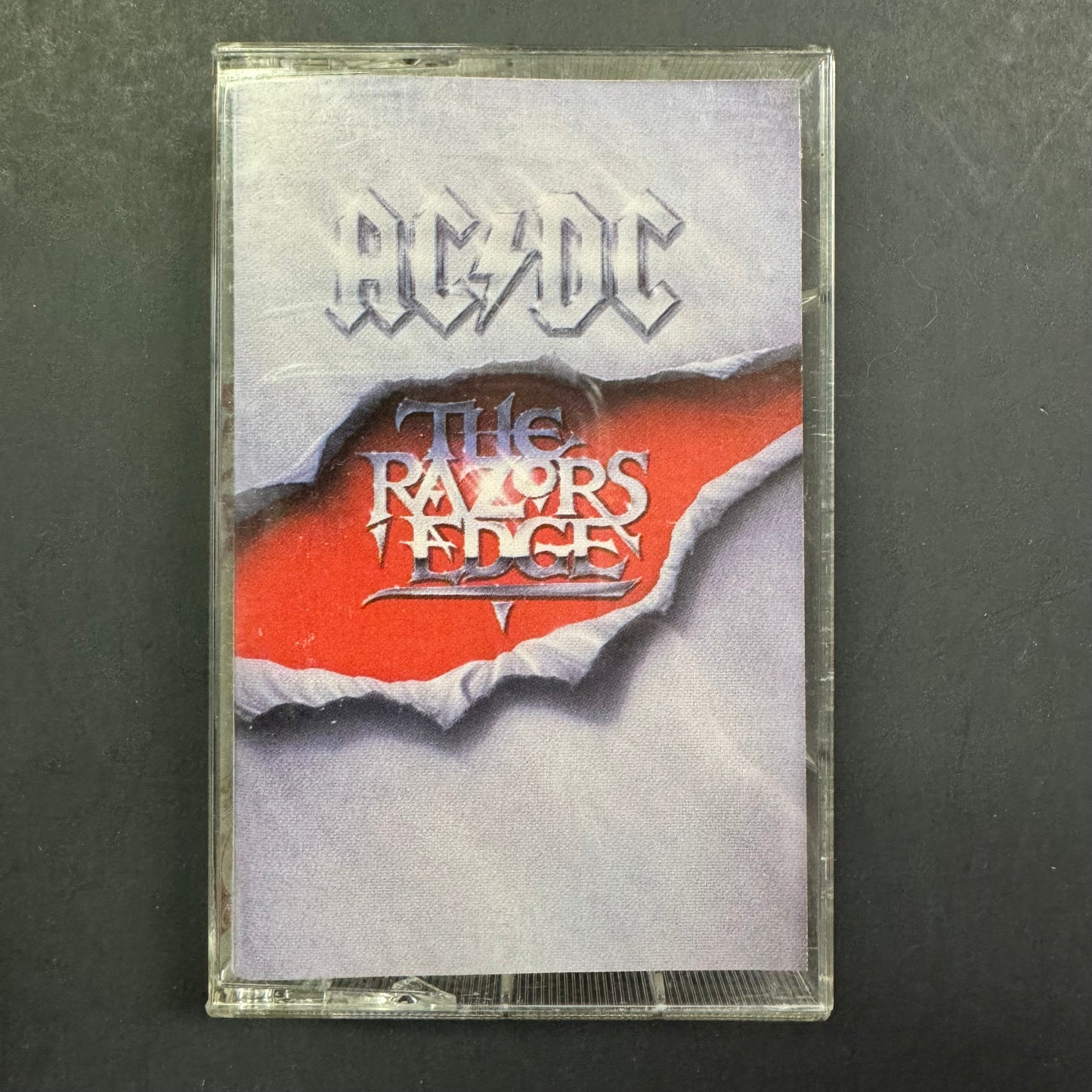 AC/DC - The Razors Edge original cassette tape (used)