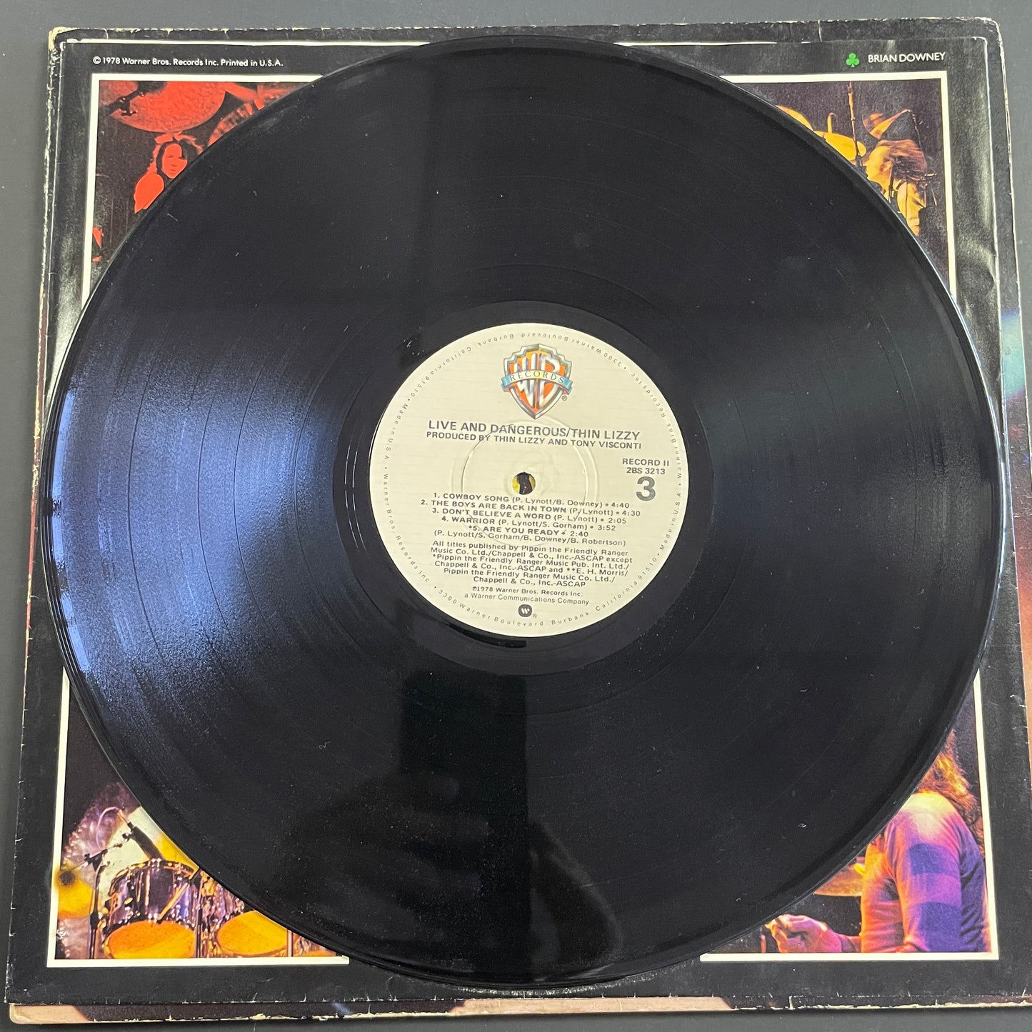 Thin Lizzy - Live and Dangerous double LP (used)